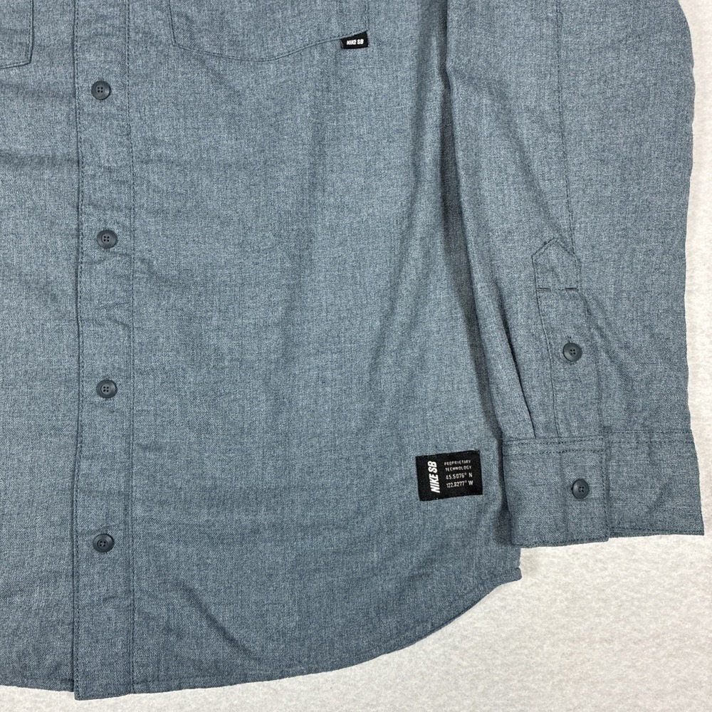 Nike SB Dimension Flannel Magnet Grey Mens Small Swoosh Snowboarding Skate - Picture 3 of 16